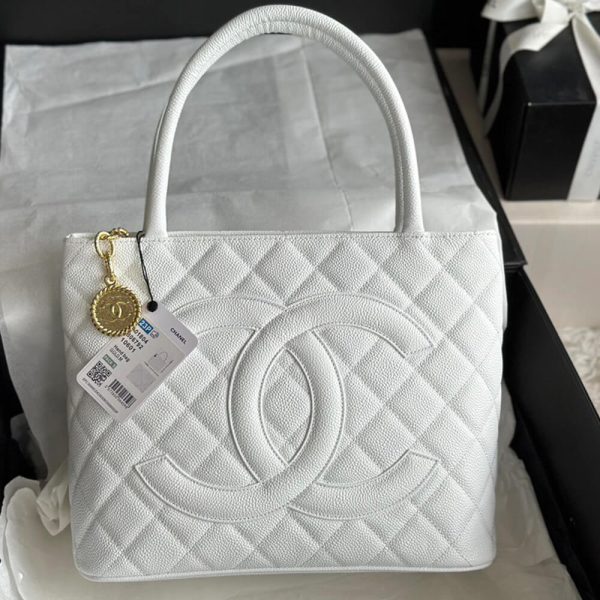 Ch*el medallion tote bag