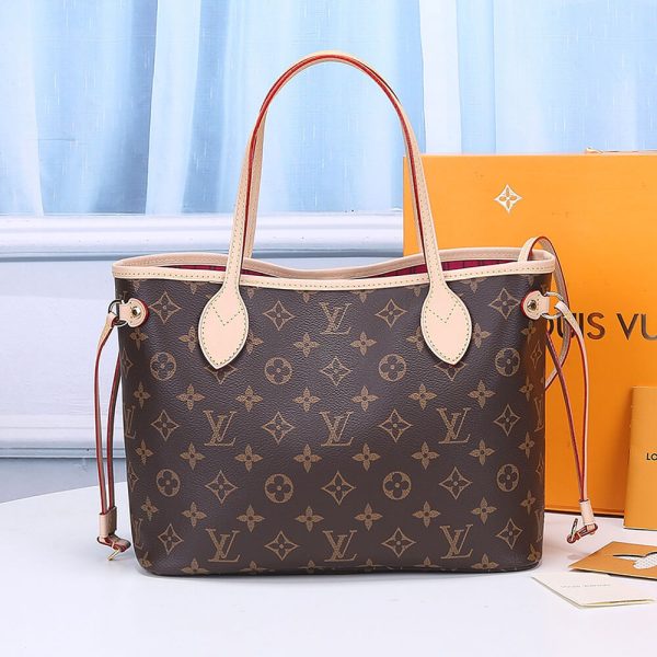 l**is V*t*n neverfull pm