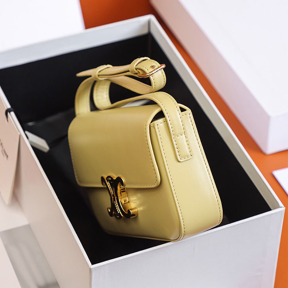 Ce**e triomphe shoulder bag