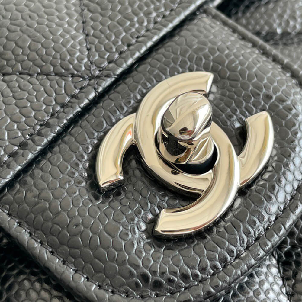 Ch*el medium classic flap